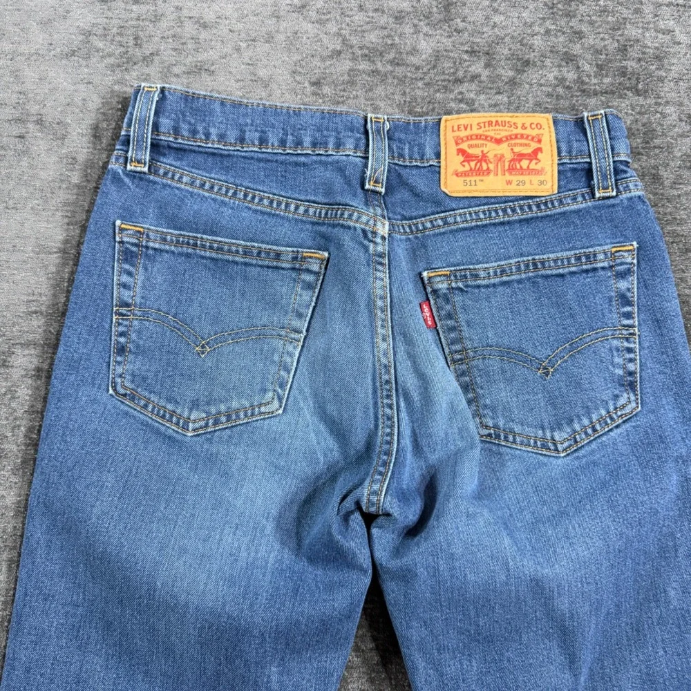 Levis levis 511